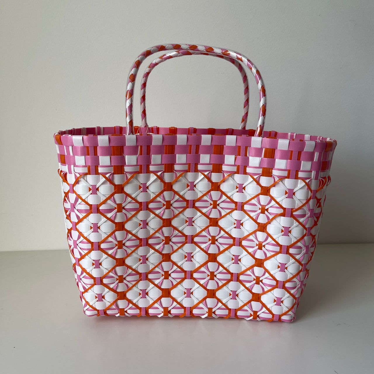 Sadie Recycled Plastic Basket | Various Colours. Australian Art Prints, Fashion and Homewares. Green Door Decor. www.greendoordecor.com.au