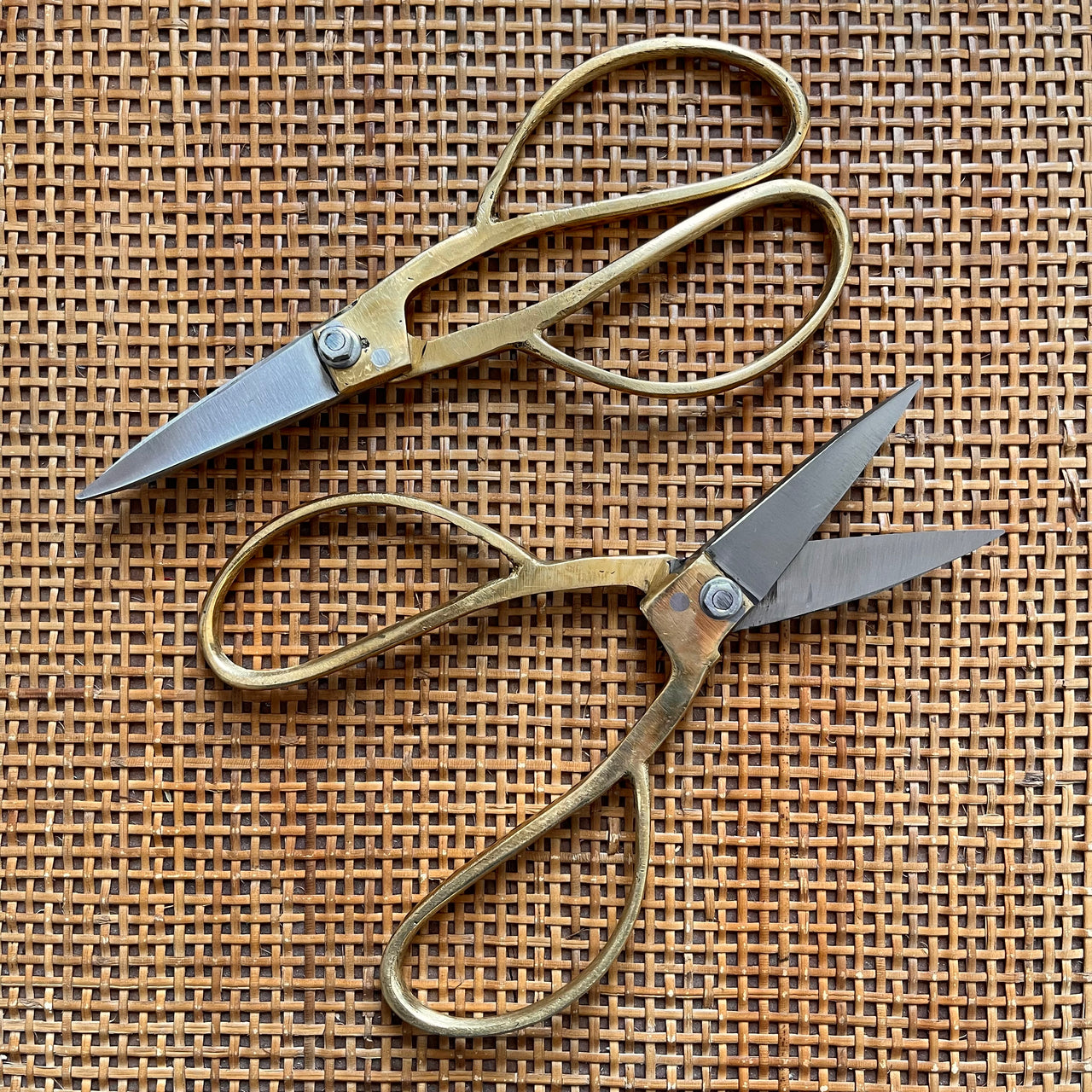 Brass Bonsai Handle Scissors by New Direction Imports. Australian Art Prints, Gifts, Fashion and Homewares. Green Door Decor. www.greendoordecor.com.au