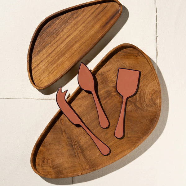 'Anya' Pebble Serving Dishes | Various Sizes by Inartisan. We proudly support fun and beautiful art prints, textiles, homewares and jewellery by Aussie Creatives. www.greendoordecor.com.au