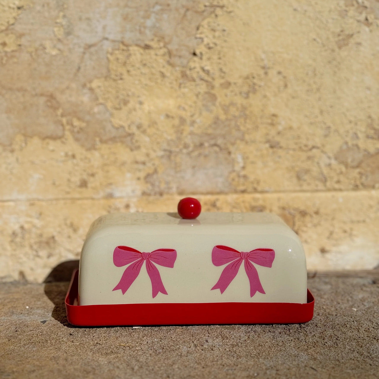 Bow Butter Dish by Mink & Me. Australian Art Prints and Homewares. Green Door Decor. www.greendoordecor.com.au