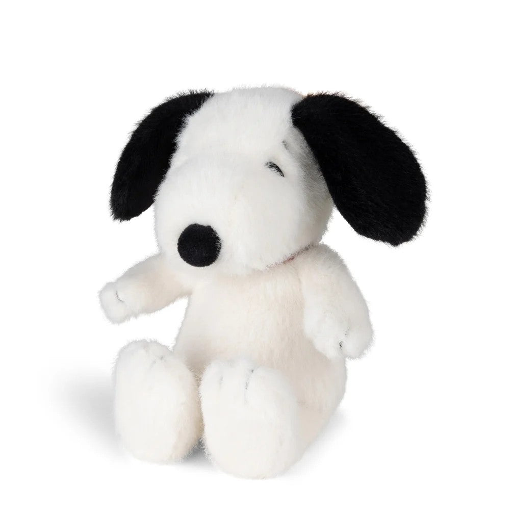 Snoopy ECO Fuzzy Cream (17cm). Australian Art Prints, Gifts, Fashion and Homewares. Green Door Decor. www.greendoordecor.com.au