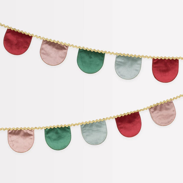 Velvet Scallop Garland by Meri Meri. Australian Art Prints and Homewares. Green Door Decor. www.greendoordecor.com.au